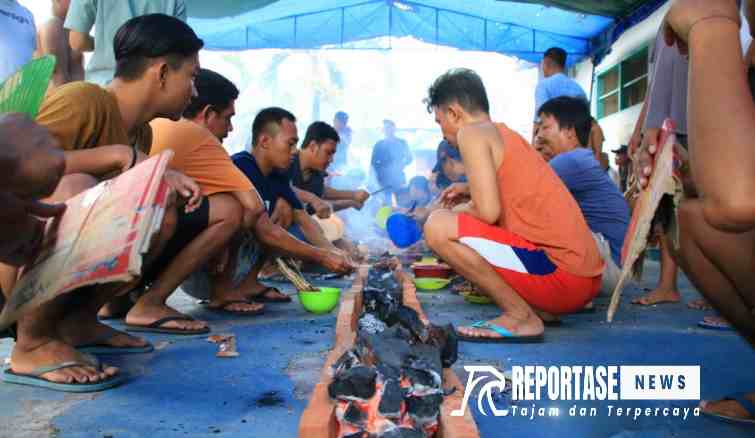 Ratusan Warga Binaan Lapas Banyuwangi Manfaatkan Daging Qurban dengan Nyate Bareng.