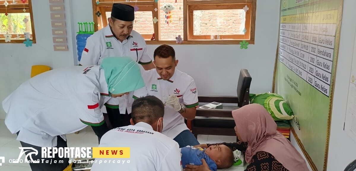 Muswil IASS dan Harkopnas Ke-77, LKNU Kota Kraksaan Gelar Khitan Masal