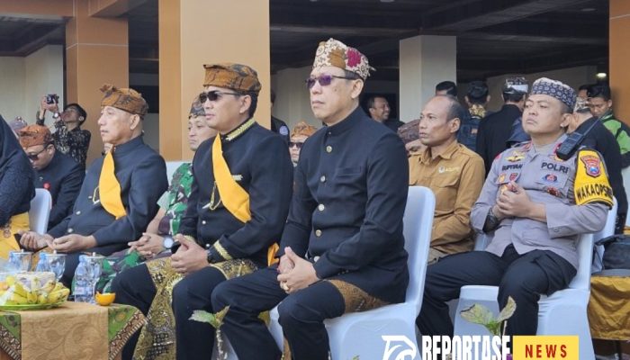 Kapolres Probolinggo Dikukuhkan Sebagai Warga Kehormatan Suku Tengger