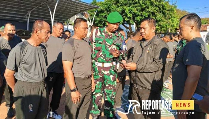 Cegah Judi Online, Kasdim 0825/Banyuwangi dan Pasi Intel Razia HP Prajurit