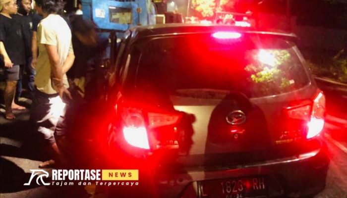 Diduga Muat Rokok Ilegal, Mini Bus Hantam Mesin Sound System