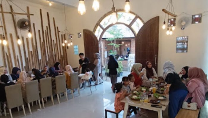 Cobek Bakar Resto Sampang: Buktikan Sendiri Kelezatannya!