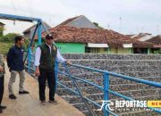 Pemkab Probolinggo Fasilitasi Pemasangan Bronjong Kawat di Sungai Kedunggaleng 12 Pemkab Probolinggo Fasilitasi Pemasangan Bronjong Kawat di Sungai Kedunggaleng