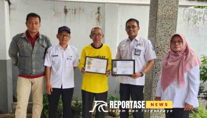Disperta Serahkan Piagam Penghargaan Bagi Masjid, Mushola dan Pelaku Usaha