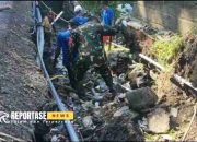 Babinsa Madurejo Kawal Pemasangan Pipa Air Bersih di Wilayah Binaan 18 Babinsa Madurejo Kawal Pemasangan Pipa Air Bersih di Wilayah Binaan