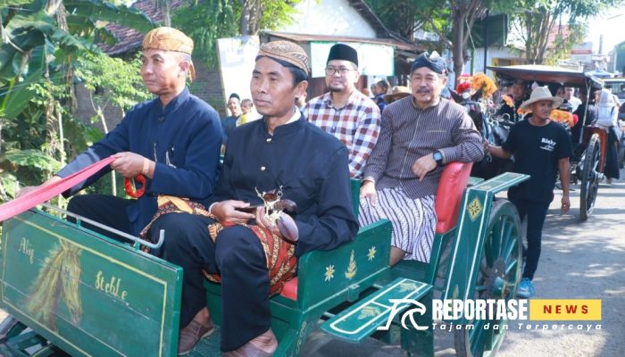 Semarak Selamatan Desa Krejengan Kirab Jodan dan Gunungan
