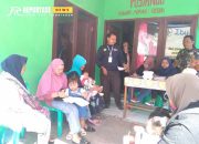 Tingkatkan Kualitas Kesehatan Warga, Babinsa Argosari Dampingi Posyandu Mawar 8 Tingkatkan Kualitas Kesehatan Warga, Babinsa Argosari Dampingi Posyandu Mawar