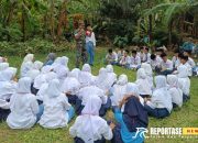 Serka Bohari Rahman Beri Pembekalan Wasbang Kepada Peserta Didik Baru 10 Serka Bohari Rahman Beri Pembekalan Wasbang Kepada Peserta Didik Baru