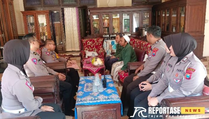 Pelopor Keselamatan, Satlantas Polres Sumenep Sosialisasi Safety Driving di Pondok Pesantren