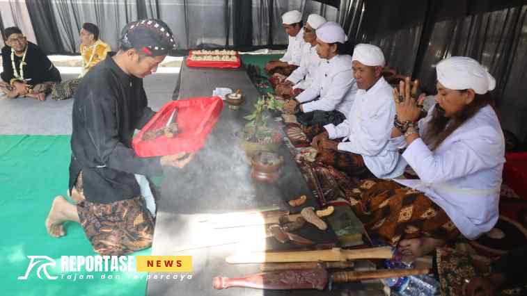 Tradisi dan budaya Jamasan Pusaka Keraton Sumenep Tahun 2024 di Desa Aengtongtong,