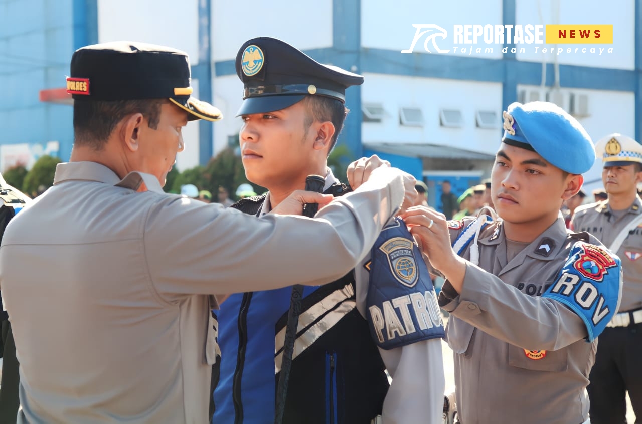 Kapolres Lumajang AKBP Mohammad Zainur Rofik, pimpin Apel gelar pasukan operasi patuh semeru 2024