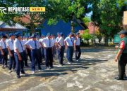 Materi PBB di SMPN 01 Klakah: Tingkatkan Kedisiplinan dan Jiwa Kesetiakawanan Siswa 10 Materi PBB di SMPN 01 Klakah: Tingkatkan Kedisiplinan dan Jiwa Kesetiakawanan Siswa