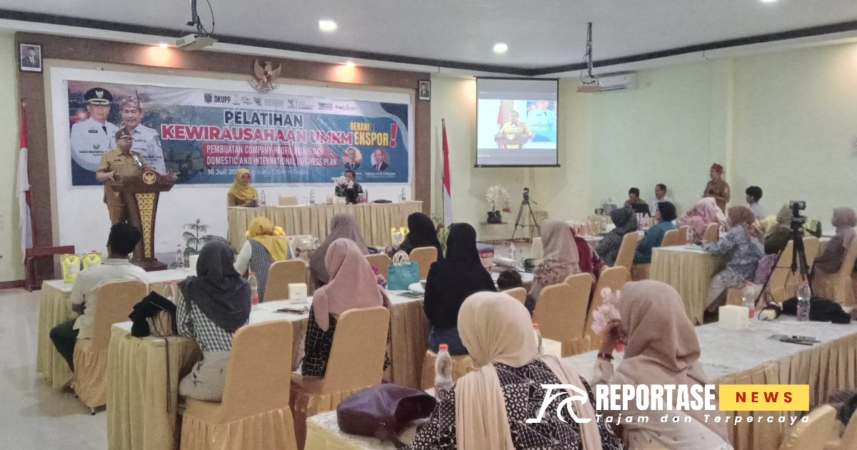 pelatihan kewirausahaan UMKM Berani Ekspor Pembuatan Bussiness Plan dan Company Profile di Ombass Kafe Resto Kota Probolinggo