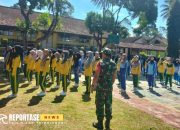 Babinsa Sidomulyo Berikan Materi Baris-Berbaris MPLS Siswa Baru 9 Babinsa Sidomulyo Berikan Materi Baris-Berbaris MPLS Siswa Baru