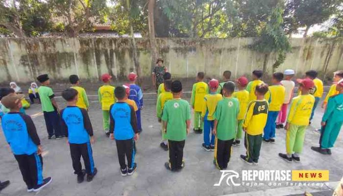 Penanaman Nilai Kedisiplinan Akhir MPLS: Pelatihan PBB di SMP Negeri 1 Tekung
