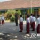 Serda Andi Purwanto, melaksanakan kegiatan melatih Peraturan Baris-Berbaris (PBB)