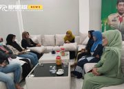 Relawan Salju Muda Siap Menangkan Gus Mamak dan Mas AB di Pilkada Sampang 13 Relawan Salju Muda Siap Menangkan Gus Mamak dan Mas AB di Pilkada Sampang