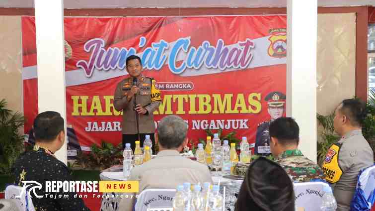 Kapolres AKBP Siswantoro, S.I.K., M.H., didampingi Wakapolres Nganjuk, Pejabat Utama (PJU) dan Kapolsek Nganjuk Kota, menggelar Program Jum’at