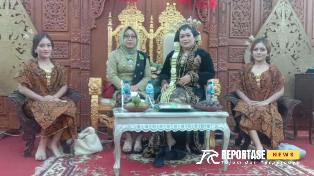 Kepala Desa Sragi, Leni Puji Astuti, S.Psi.