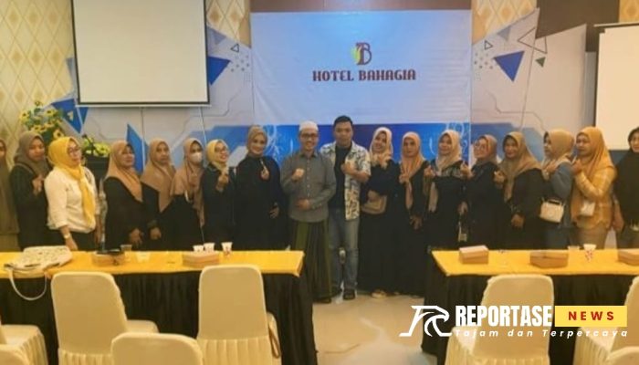 Relawan ‘Putri Salju Muda Mandat’ Siap Wujudkan Pilkada Damai di Sampang