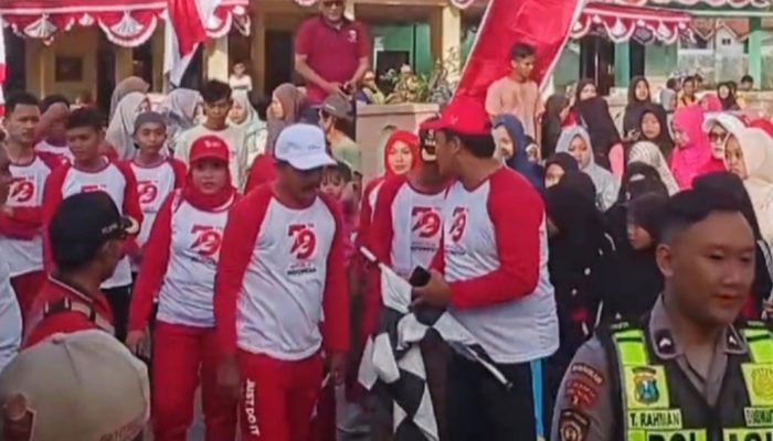 Semarak HUT RI ke-79, Pemdes Aengbaja Kenek Gelar Jalan Sehat Bersama Ribuan Warga