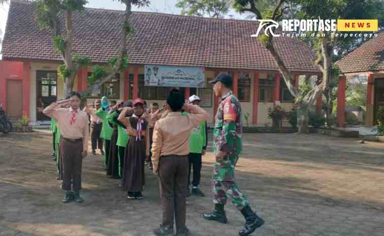 Pelatihan Peraturan Baris Berbaris (PBB) di SD Negeri 02 Pandansari