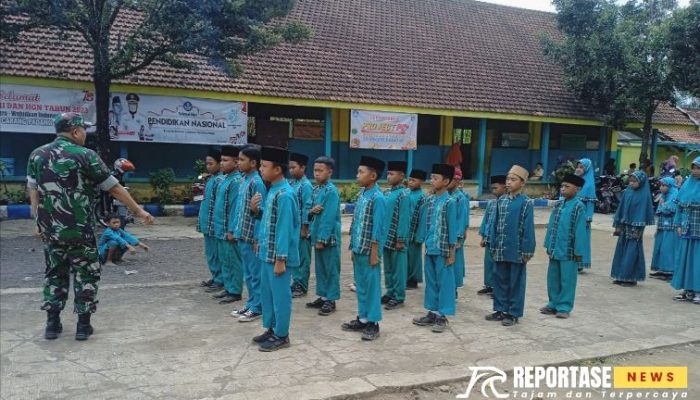 Berikan Materi PBB di SDN 01 Kalisemut untuk Persiapan Lomba Gerak Jalan