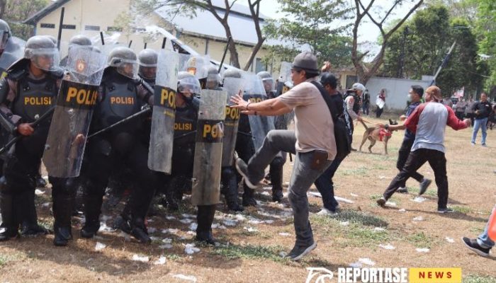 Polres Lumajang Gelar Simulasi Pengamanan Pilkada 2024