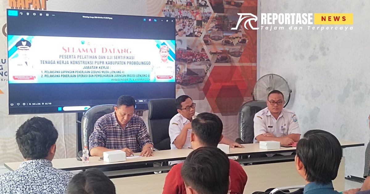 Pelaksana Pekerjaan Operasi dan Pemeliharaan Jaringan Irigasi (Jenjang 4) di ruang pertemuan Alpomain Kantor DPUPR Kabupaten Probolinggo