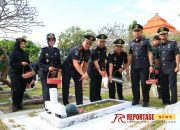 Hari Pengayoman ke-79, Lapas Banyuwangi Ziarah dan Tabur Bunga di Makam Pahlawan 8 Hari Pengayoman ke-79, Lapas Banyuwangi Ziarah dan Tabur Bunga di Makam Pahlawan