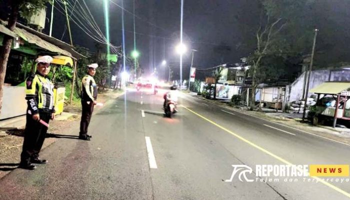 Satlantas Lumajang Patroli Antisipasi Kemacetan di Kedungjajang