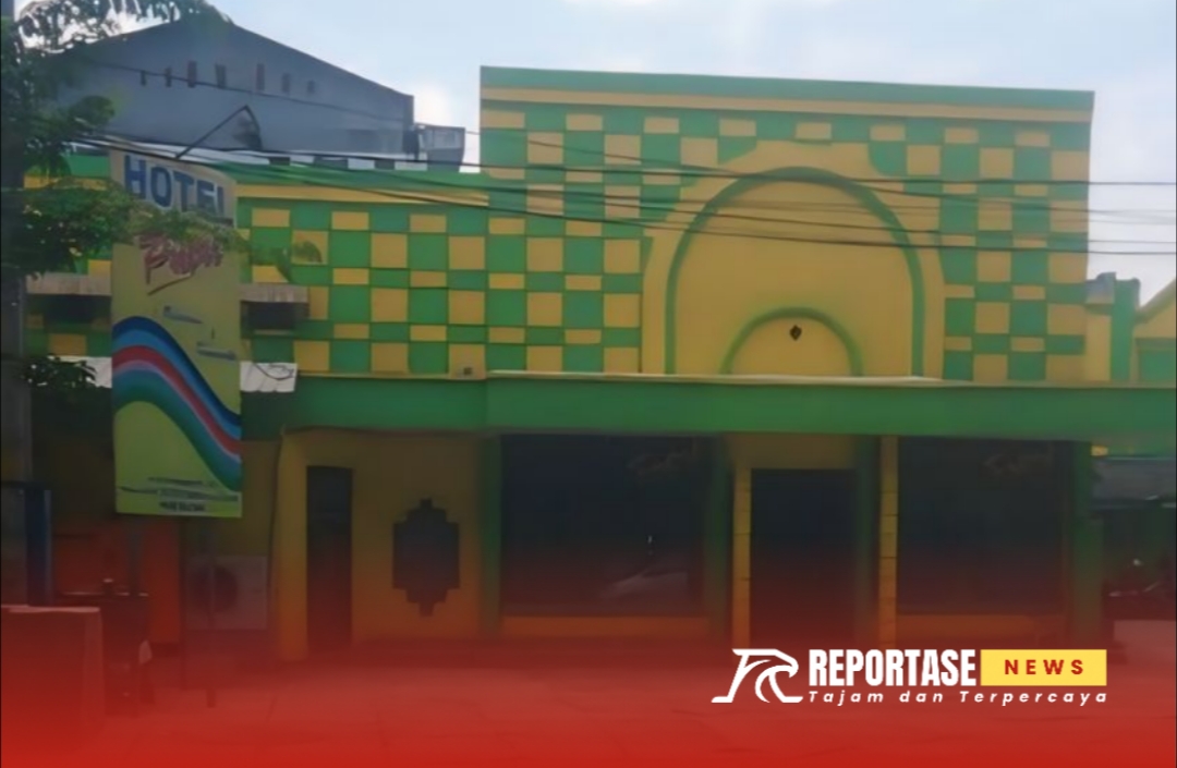 Resto dan hotel didalamnya ada tempat karaoke