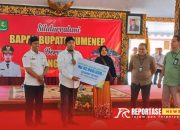 Bupati Sumenep Undang Tukang Becak, Sosialisasikan Program BPJS dan Serahkan Santunan Jaminan Kematian