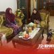 Caption : istri calon bupati saat silaturrahmi ke nyai di sampang
