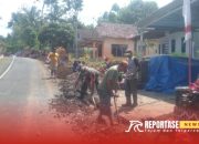 Babinsa Kenongo Bersama Warga Laksanakan Kerja Bakti Pemasangan Pipa Air Bersih 8 Babinsa Kenongo Bersama Warga Laksanakan Kerja Bakti Pemasangan Pipa Air Bersih