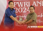 Direktur RSUD Sumenep Terima Penghargaan Pioneering Health Reforms PWRI 2024