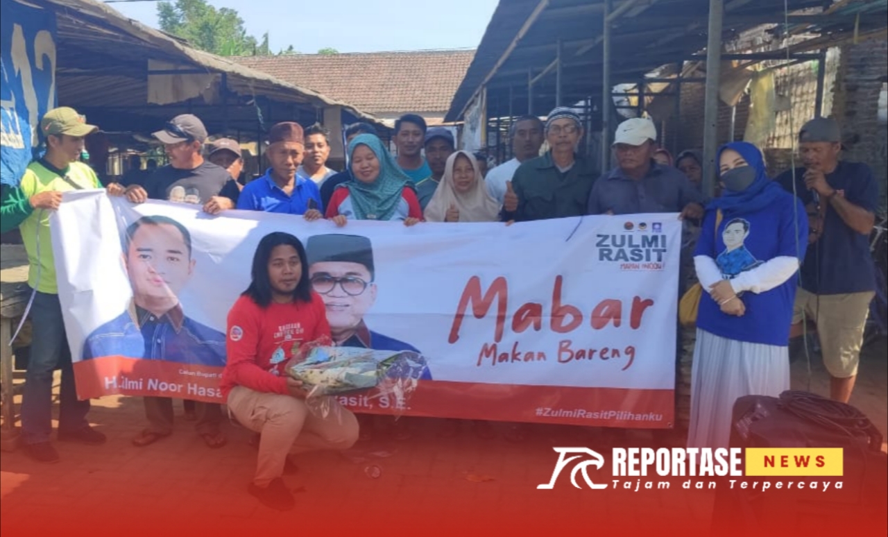 Pasangan calon Bupati-Wakil Bupati Probolinggo H.Zulmi Noor Hasani bersama Tim Relawan melaksanakan kegiatan sosial Jumat Berkah