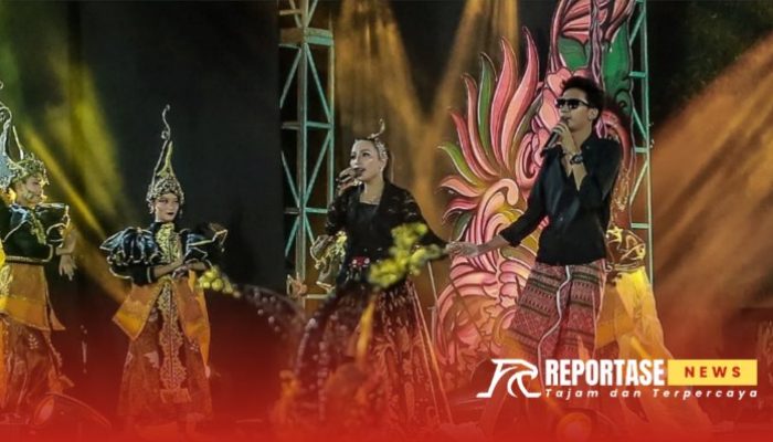 MEC 2024: Karnaval Etnik Madura Pukau Ribuan Penonton, Angkat Keris Sebagai Simbol Budaya