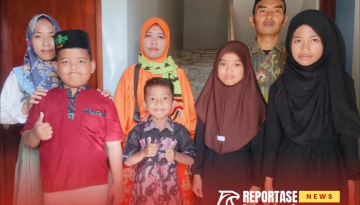 Petugas Kesehatan Puskesmas Gapura Berangkat Umroh, Haru Warnai Pelepasan di Masjid Jamik Sumenep