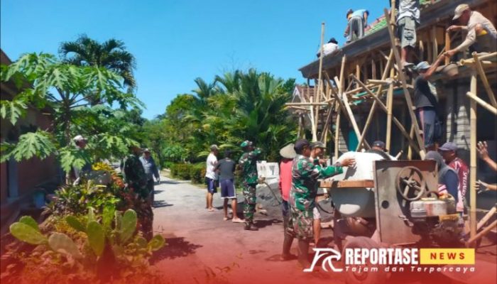 Babinsa Tempursari dan Warga Gotong Royong Pengecoran Dak Musala Al Ikhlas