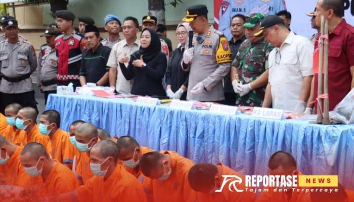 Polres Lumajang Ungkap 16 Kasus Narkoba: 20 Tersangka dan Ribuan Batang Ganja Disita