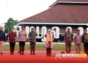 Dandim 0821 Lumajang Hadiri Penerimaan Kirab Pataka Jer Basuki Mawa Bea dan Budaya Gempur Rokok Ilegal