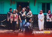 Tanggap! Bunda Indah Kunjungi Korban Puting Beliung di Selok Awar-Awar Pasirian 15 Tanggap! Bunda Indah Kunjungi Korban Puting Beliung di Selok Awar-Awar Pasirian