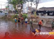 Bersama Elemen, Babinsa Tekung Turut Kerja Bakti Bersih Sungai Repeh 11 Bersama Elemen, Babinsa Tekung Turut Kerja Bakti Bersih Sungai Repeh
