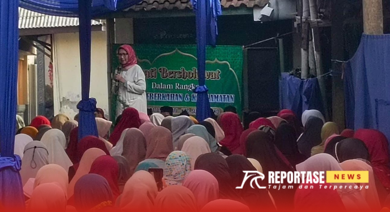 Bunda Indah bersilaturahmi dengan warga Desa Grati Kecamatan Sumbersuko