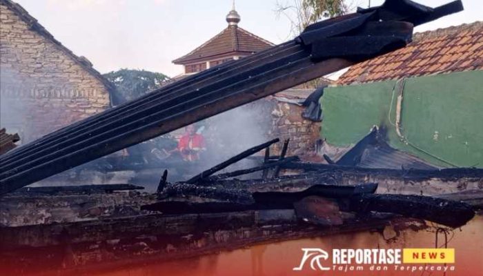 Kebakaran Hebat di Pamolokan: Rumah Warga dan 3 Ruang Kelas Terbakar