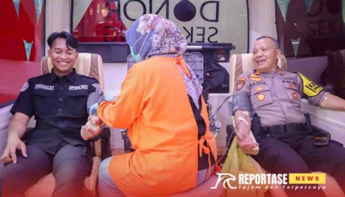 Polres Lumajang dan PMI Gelar Donor Darah Semarakkan HUT ke-73 Humas Polri