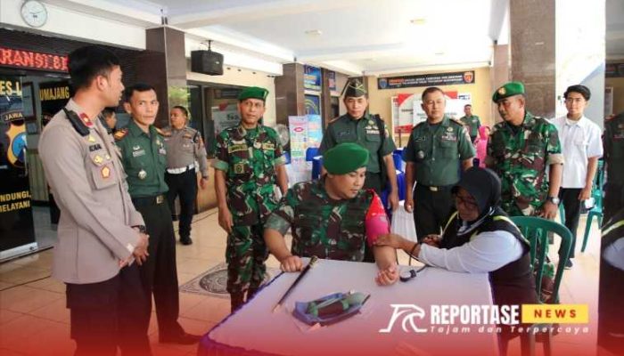 Kodim 0821/Lumajang Turut Serta dalam Donor Darah Peringati Hari Humas Polri ke-73