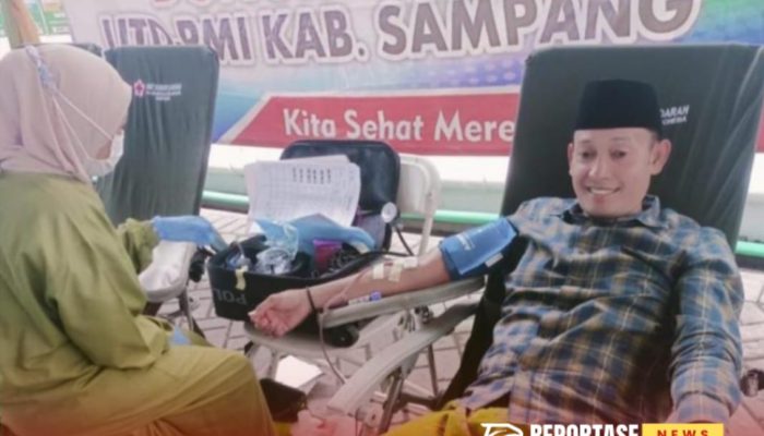 Tim Pemenangan MANDAT Sampang Gelar Donor Darah, Calon Wakil Bupati Turut Berpartisipasi