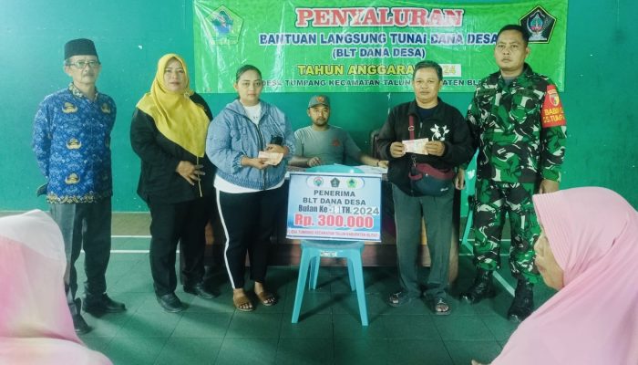 16 KPM Warga Desa Tumpang Terima BLT DD Bulan November 2024